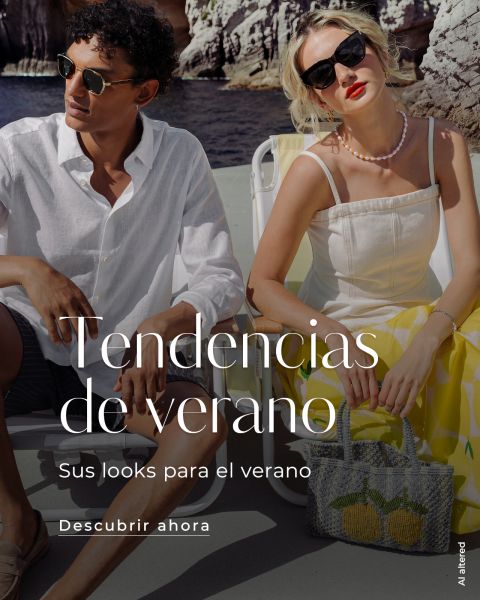 Dos personas con ropa de verano, que llevan gafas de sol y están sentadas al aire libre junto al agua, con un texto sobre tendencias de moda veraniegas en español.